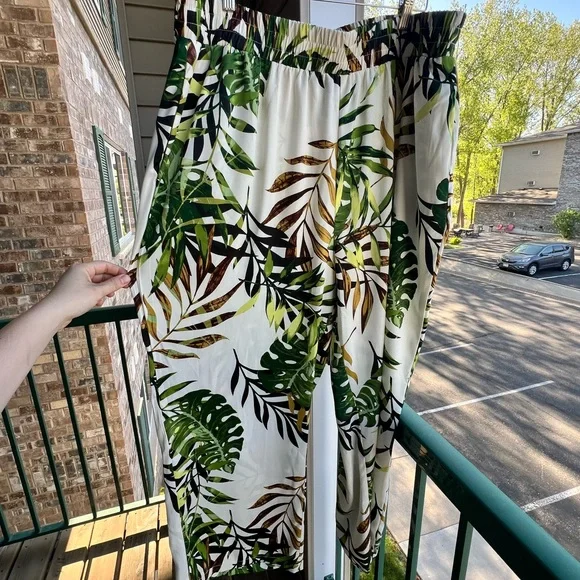 🆕 🌿Nina Parker x Macy’s Palm Leaf Tropical Wide Leg Pants Beach Chic Size 2X 🌿 - Picture 3 of 11